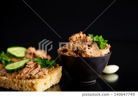 rustic liver pate composition with bread and herbs 140647749