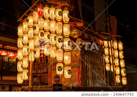 Gion Festival's Yoiyama (evening festival): Niwatori Hoko (float) Gion Festival's Yoiyama (evening festival): Niwatori Hoko (float) 140647793