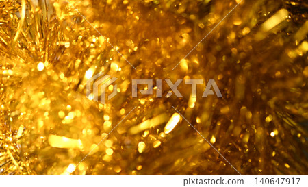 一道閃耀著金色光芒的壯麗光芒 一道閃耀著金色光芒的壯麗光芒 140647917