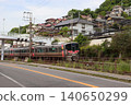 Red Wing running in Onomichi 140650299