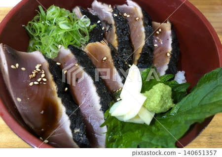 Seared bonito rice bowl (Kochi) Seared bonito rice bowl (Kochi) 140651357