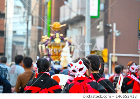 東京吉原神社大祭典的景象 東京吉原神社大祭典的景象 140652418