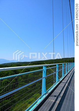 從靜岡縣三島空中步道眺望富士山 從靜岡縣三島空中步道眺望富士山 140652530