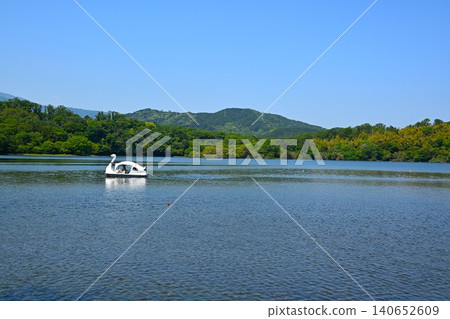 靜岡縣綠意盎然的伊佩基湖 靜岡縣綠意盎然的伊佩基湖 140652609