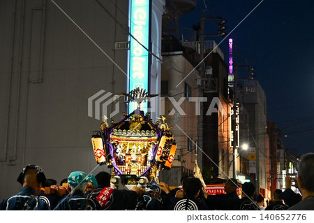 東京吉原神社大祭夜景 140652776