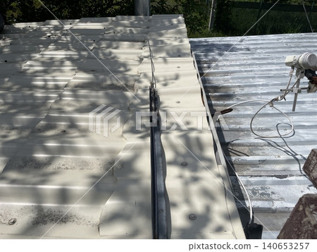Installing and assembling lightning rod system Installing and assembling lightning rod system 140653257