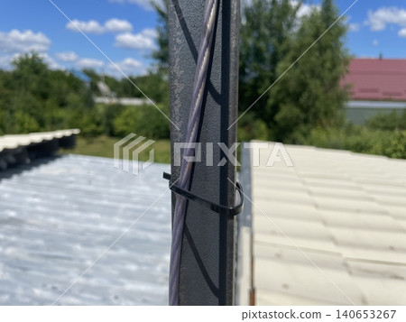 Installing and assembling lightning rod system 140653267