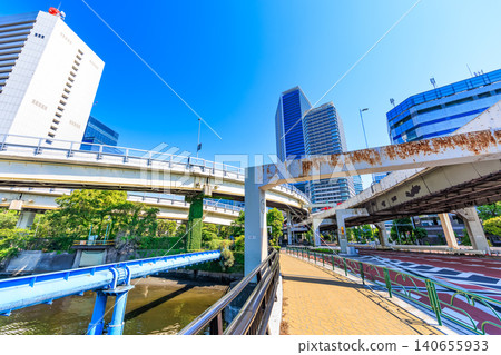 Urban landscape near Hamazakibashi intersection in Minato Ward, Tokyo. Urban landscape near Hamazakibashi intersection in Minato Ward, Tokyo. 140655933
