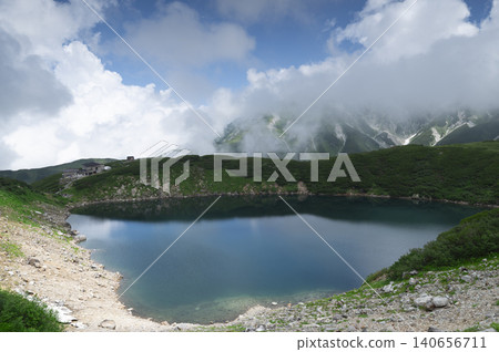 Tateyama Mountain Range and Snowfields (Toyama Prefecture, Summer High Mountains) Tateyama Mountain Range and Snowfields (Toyama Prefecture, Summer High Mountains) 140656711