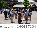 Foreign tourists visiting Japan 140657104