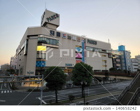 津田沼，2022年10月清晨 140658242