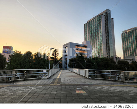 Tsudanuma, early morning, October 2022 Tsudanuma, early morning, October 2022 140658265