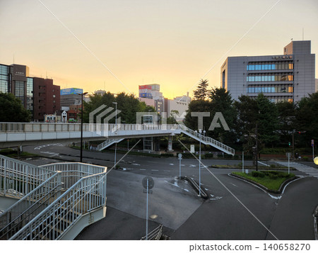 Tsudanuma, early morning, October 2022 Tsudanuma, early morning, October 2022 140658270