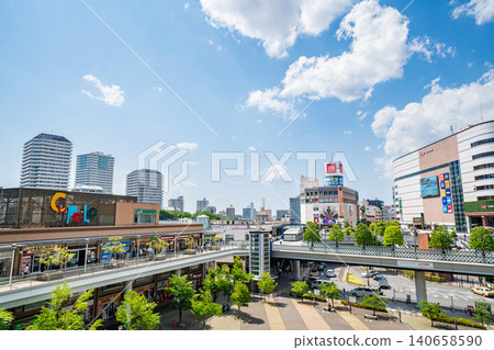 埼玉縣河口市JR河口站東出口前的景色 埼玉縣河口市JR河口站東出口前的景色 140658590