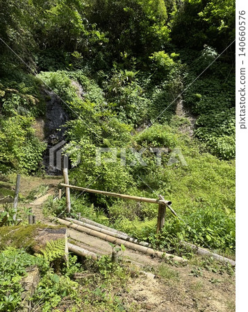久禮羽山的山景(富山縣富山市;攝於五月) 久禮羽山的山景(富山縣富山市;攝於五月) 140660576