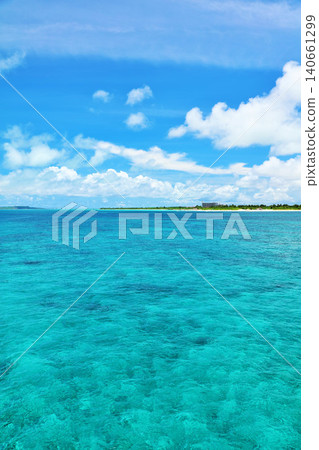 沖繩宮古島藍天和海景 140661299
