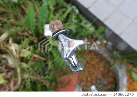 Tap water, faucet, drinking water, beverage, water, tap water, water droplets, house, detached house, washing 140662270