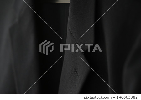 black jacket 140663382