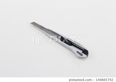 cutter cutter 140665742