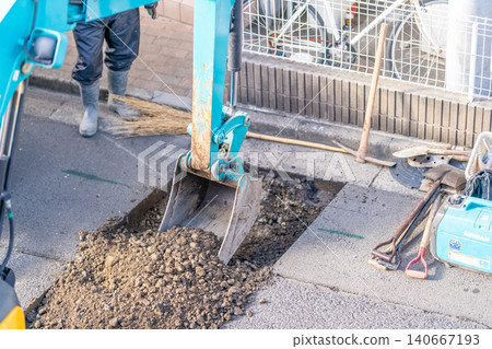 Seismic reinforcement work for combined sewer pipes (rehabilitation method), public sewer construction for public manholes and sewer pipes, road excavation, soil excavation. Seismic reinforcement work for combined sewer pipes (rehabilitation method), public sewer construction for public manholes and sewer pipes, road excavation, soil excavation. 140667193