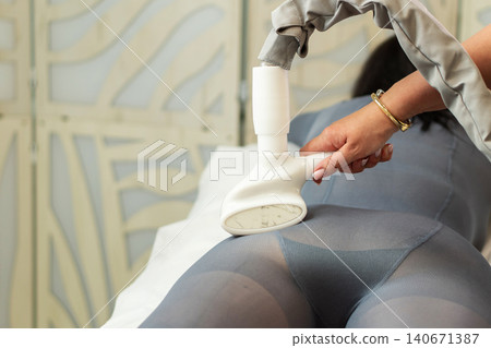 LPG Endermologie Treatment On Hip And Thigh LPG Endermologie Treatment On Hip And Thigh 140671387