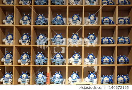 Beijing's X-creativity Soul Art Shop, souvenir shop in Nanluoguxiang hutong in Beijing Beijing's X-creativity Soul Art Shop, souvenir shop in Nanluoguxiang hutong in Beijing 140672165
