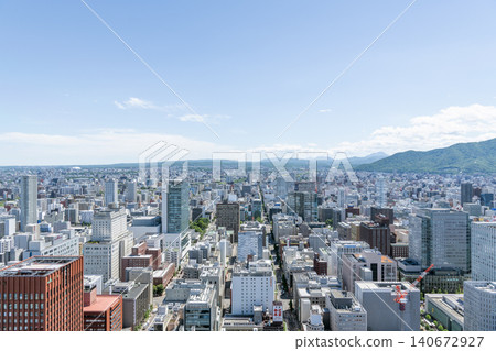 從JR札幌車站週邊(札幌車站南側)看到的札幌街景 從JR札幌車站週邊(札幌車站南側)看到的札幌街景 140672927