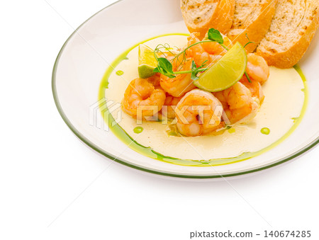 Cooked shrimp with lime, bread, and creamy sauce Cooked shrimp with lime, bread, and creamy sauce 140674285