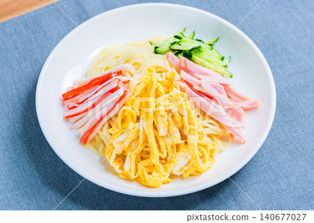 A classic summer dish featuring the toppings of chilled ramen. A classic summer dish featuring the toppings of chilled ramen. 140677027