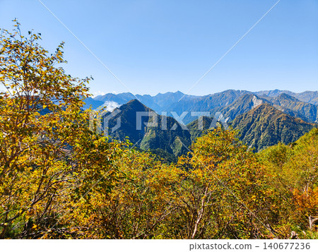 Autumn hike up Mt. Harinoki and Mt. Renge (view towards Mt. Yarigatake from Harinoki Pass) Autumn hike up Mt. Harinoki and Mt. Renge (view towards Mt. Yarigatake from Harinoki Pass) 140677236