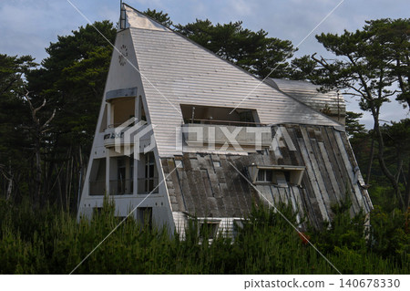 位於雙葉的 Marine House 保護了當地居民免受海嘯侵襲。 位於雙葉的 Marine House 保護了當地居民免受海嘯侵襲。 140678330