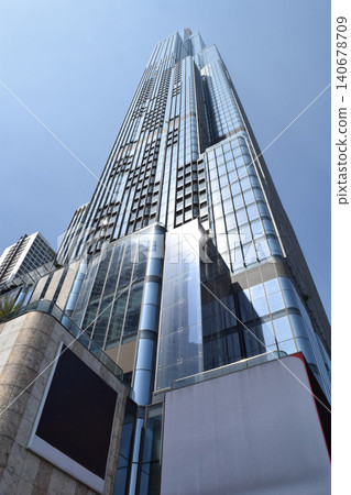 Landmark 81, a skyscraper in Ho Chi Minh City, Vietnam Landmark 81, a skyscraper in Ho Chi Minh City, Vietnam 140678709
