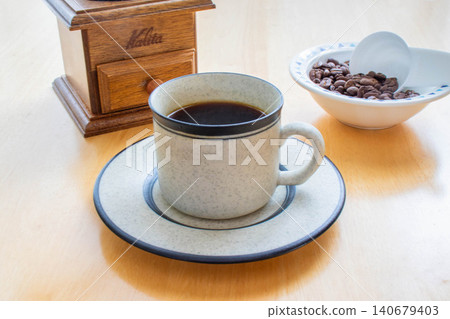 [Table Photo] Image of coffee 140679403