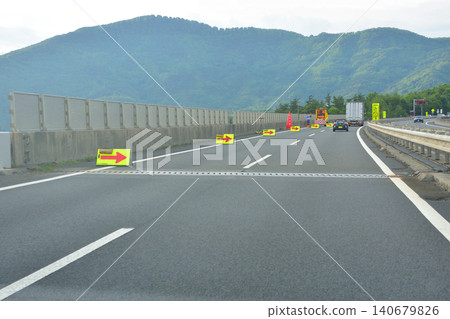 上信越高速公路的風景 上信越高速公路的風景 140679826