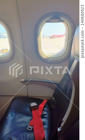 飛機 座位 蒼蠅 140680923