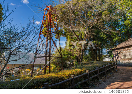 從靜岡縣牧之原市眺望相樂油田礦坑 從靜岡縣牧之原市眺望相樂油田礦坑 140681855