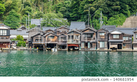 伊內島船屋的近景 伊內島船屋的近景 140681954