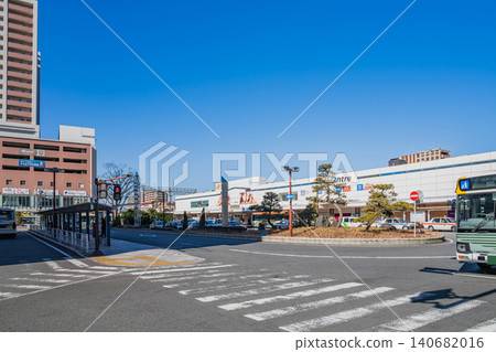 A view of the area in front of JR Numazu Station in Numazu City (Shizuoka Prefecture) A view of the area in front of JR Numazu Station in Numazu City (Shizuoka Prefecture) 140682016