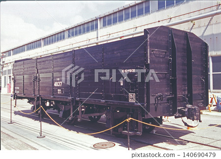 日本國鐵 Toki 900 系列貨車(三軸貨車) 日本國鐵 Toki 900 系列貨車(三軸貨車) 140690479