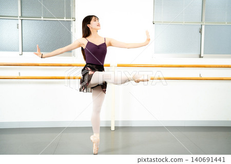 Japanese ballerina Japanese ballerina 140691441