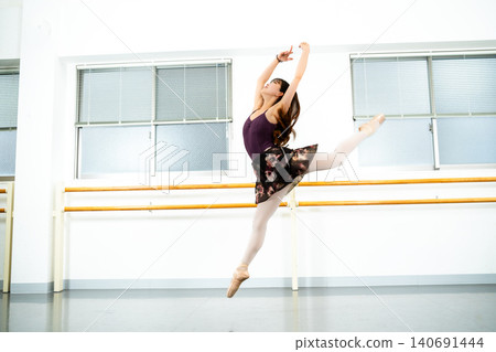 Japanese ballerina Japanese ballerina 140691444