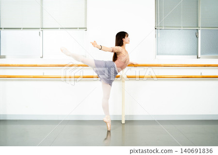 Japanese ballerina Japanese ballerina 140691836
