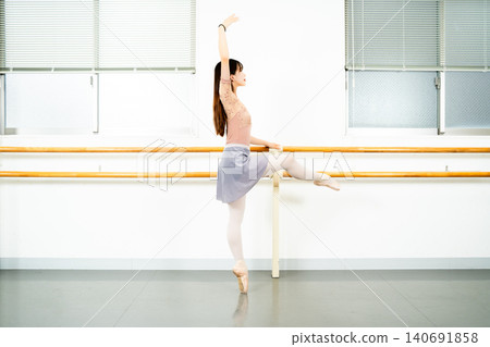 Japanese ballerina Japanese ballerina 140691858