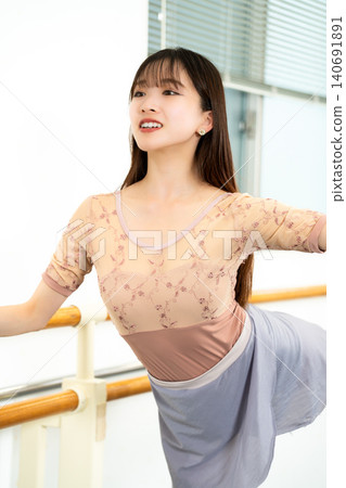 Japanese ballerina Japanese ballerina 140691891