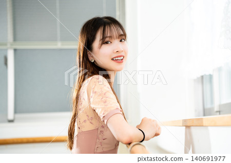 Japanese ballerina taking a break Japanese ballerina taking a break 140691977