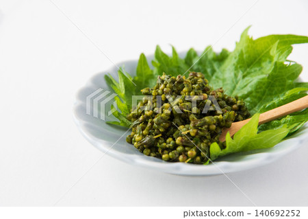 Pickled perilla seeds in soy sauce Pickled perilla seeds in soy sauce 140692252