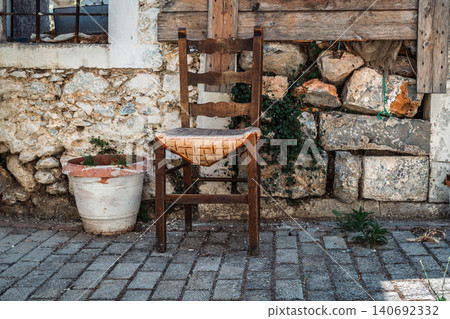 Chair and pot 140692332