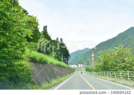 長野縣松本市158號國道沿線的風景 長野縣松本市158號國道沿線的風景 140694182