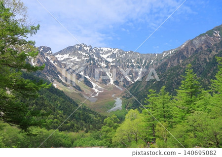 Scenery near Kappa Bridge in Kamikochi, Matsumoto City, Nagano Prefecture (2023) 140695082