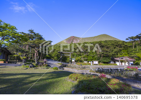 Kirishima Shrine, Ancient Shrine Site, Heavenly Descent Site, Sacred Grounds Kirishima Shrine, Ancient Shrine Site, Heavenly Descent Site, Sacred Grounds 140695378